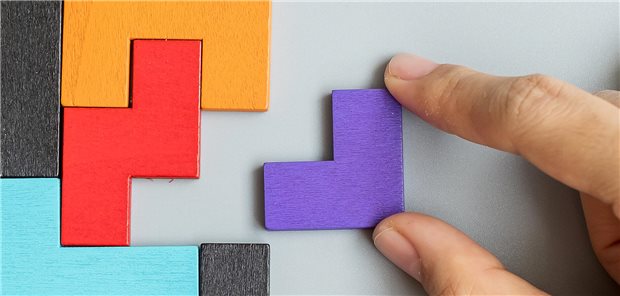 Hypertonie-Therapie: „Niedrig dosieren, früh kombinieren“, das zahlt sich aus Ein Wirkstoff als ein Puzzlestück der Therapie: Bei Hypertonie sollten verschiedene Therapeutika kombiniert werden.