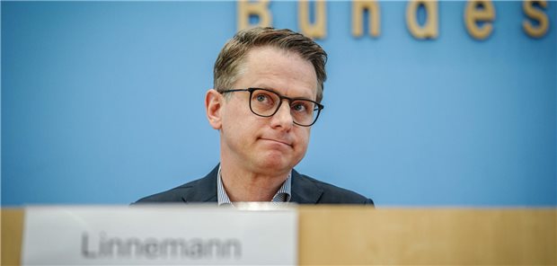CDU-Generalsekretär Carsten Linnemann bei einer Pressekonferenz in Berlin