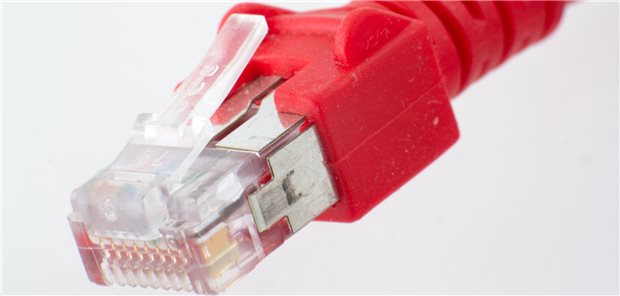 TI: Alte Konnektoren müssen bis Ende 2025 ausgetauscht sein! Ein Netzwerkkabel