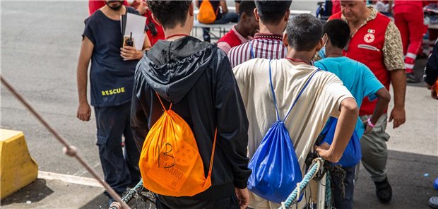 Seenotretter Schmid: „So viele ertrinken im Mittelmeer und so wenige Menschen juckt‘s“