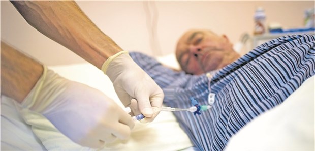 Palliative Behandlung bei Darmkrebs maßgeschneidert Bei einem Patienten kurz vor dem Lebensende sollte eine Chemotherapie sorgfältig erwogen werden.
