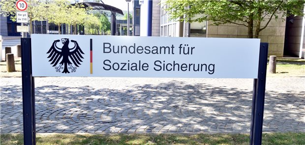Biosimilar-Rabattverträge stoppen oder nicht? Kassen-Aufsicht sieht keinen Handlungsbedarf Das Bundesamt für Soziale Sicherung verweist darauf, Rabattverträge seien nicht genehmigungs- oder vorlagepflichtig.
