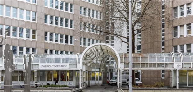 Finanzgericht: Medizinstudium im Ausland ist keine außergewöhnliche Belastung Das Gebäude in Düsseldorf, in dem unter anderem das Finanzgericht sitzt.