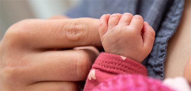 RSV-Antikörper: Jetzt auch Clesrovimab zulasten der Krankenkassen erlaubt Das Spektrum der RSV-Antikörper im Regelleistungssegment für Neugeborene wird ein wenig breiter.