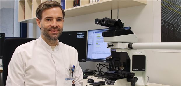 Der Pathologe Prof. Moritz Jesinghaus ist mit dem Rudolf Virchow Preis der Deutschen Gesellschaft für Pathologie ausgezeichnet worden.