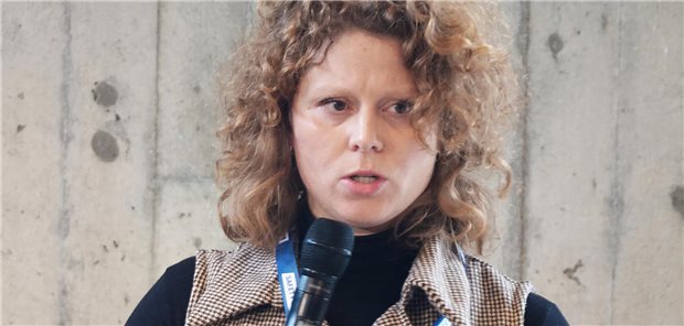 Uniklinik Augsburg: Dekubitusmonitoring als multiperspektivischer Prozess Kerstin Gmeinwieser