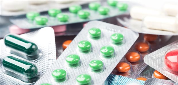 GKV-Ausgaben: Arzneimittelpreise auf dem Prüfstand Blister mit Tabletten