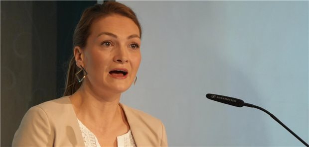 Ein Raster, das auf Hamburg passe, passe nicht unbedingt auf die Oberpfalz, so Bayerns Gesundheitsministerin Judith Gerlach in München zu Lauterbachs Klinikreform.