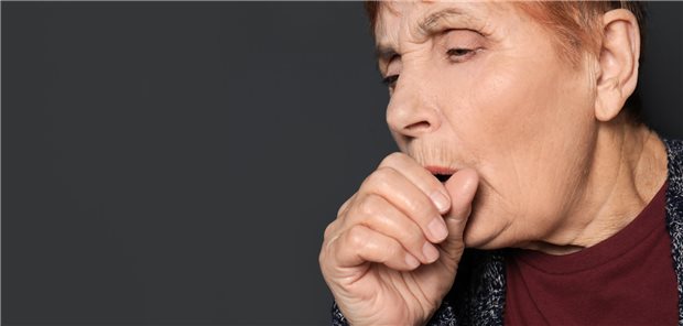 COPD-Exazerbationen früher erkennen mit dem Patienten-Tool CERT Eine Frau hustet