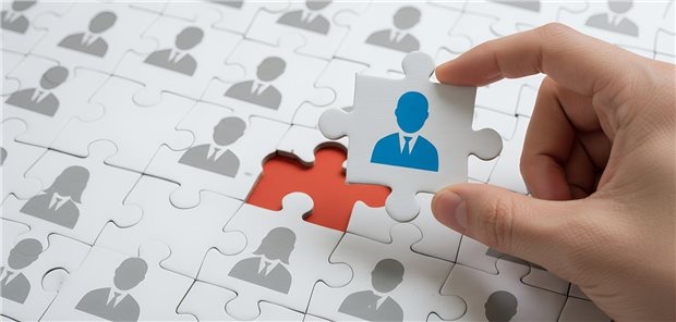 Strittiger Status Selbstständigkeit: „Arbeits- und Sozialrecht stehen nicht im Einklang“ Ein Puzzle mit einer Arbeitskraft bedruckt.