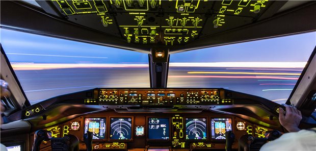 Klinikchef Markstaller: „Sicherheitskultur in der Medizin hat gleichen Anspruch wie in der Luftfahrt Komplexes Geschehen im Cockpit: Piloten behelfen sich mit einer eigenen Sicherheitskultur, zum Beispiel mit Checklisten, die zwingend durchgegangen werden müssen.