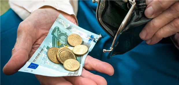 Altersvorsorge und mehr: Mit Benefits zu besserer Mitarbeiterbindung Mit wenig eigenem Aufwand aus dem Nettogehalt können angestellte Ärztinnen und Ärzte sowie MFA eine betriebliche Zusatzrente erreichen.