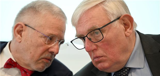 Primärversorgung: NRW-Gesundheitsminister Laumann legt eigene Blaupause vor Das Foto zeigt den Vorstandschef der KV Nordrhein, Dr. Frank Bergmann, und NRW-Gesundheitsminister Karl-Josef Laumann (CDU).