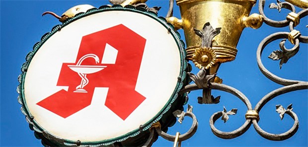 Patientenschützer fordern bessere Kontrolle Patientenschützer fordern schärfere Gesetze zur Kontrolle von Schwerpunktapotheken für Krebsmedikamente.