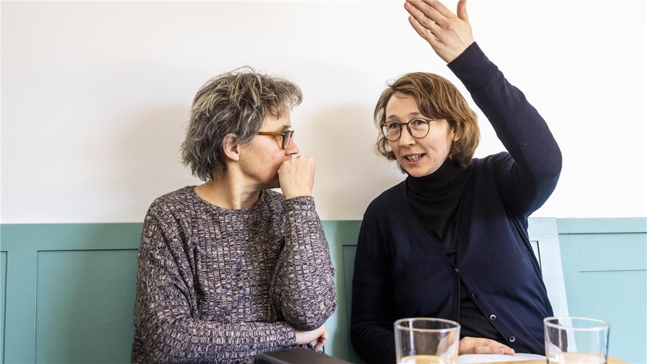 Patricia Hänel (links) und Steffi Müller übernehmen u.a. administrative, koordin...