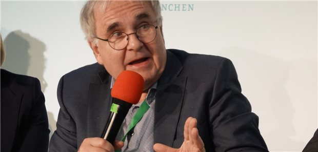 Präzisionsmedizin und frühe Nutzenbewertung: Ein Update des AMNOG ist möglich Das Foto zeigt Professor Jürgen Wasem.