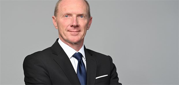 Gesundheitsrechtler Thomas Schlegel: „Krankheit wirkt wie eine stille Rezession im Inneren der Wirts Porträtbild des des Gesundheitsrechtlers Professor Thomas Schlegel.
