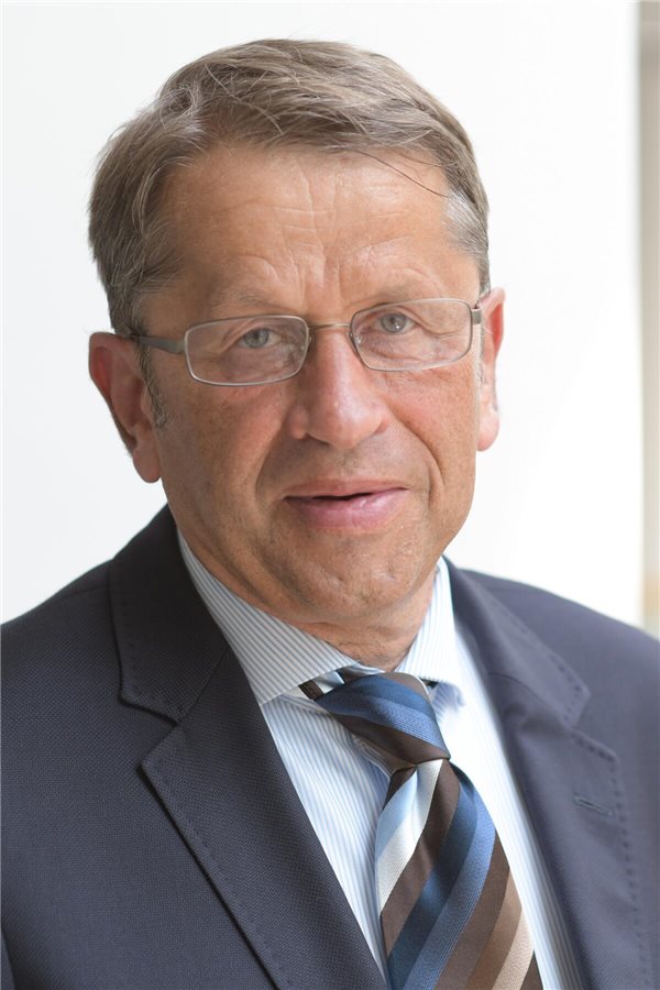 Prof. Heyo K.Kroemer