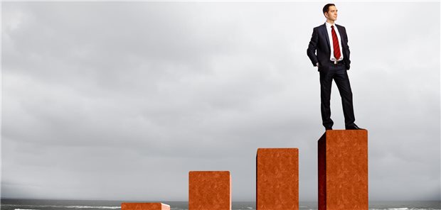 Hausärztliche Niederlassung: „Trend zur Übernahme hochpreisiger Praxen“ „Stand alone“ heißt auch bei Hausärztinnen und Hausärzten bevorzugt die Devise, wenn es in die Selbständigkeit geht.