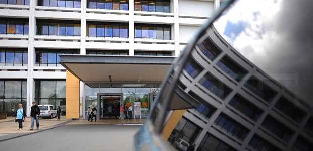 Scheinadresse brachte Patient eine Leber Uniklinik Göttingen: Mit der Arztadresse zur neuen Leber.