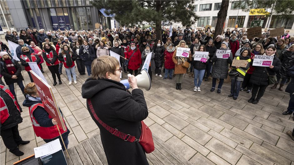 Vorbildlich für die Demokratie: Die MFA zeigen, wie man gesittet und geordnet von seinem Streikrecht Gebrauch machen kann.