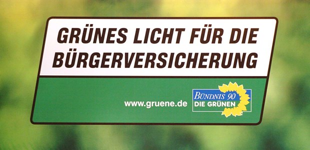 Holländische Lektion für GKV und PKV Wahlkampf 2004: Kann Deutschland beim Thema Bürgerversicherung vom Nachbar Niederlande lernen?