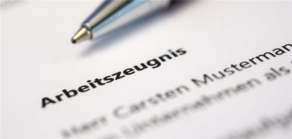 Arbeitgeber Ist An Einmal Erteilte Dankesformel Im Arbeitszeugnis Gebunden