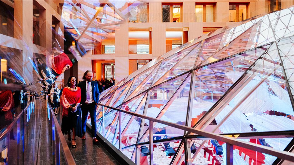 Wohl gestimmt trafen die Besucher am frühen Donnerstagabend im Axica in Berlin ein – in freudiger Erwartung auf Dinner und Preisverleihung.